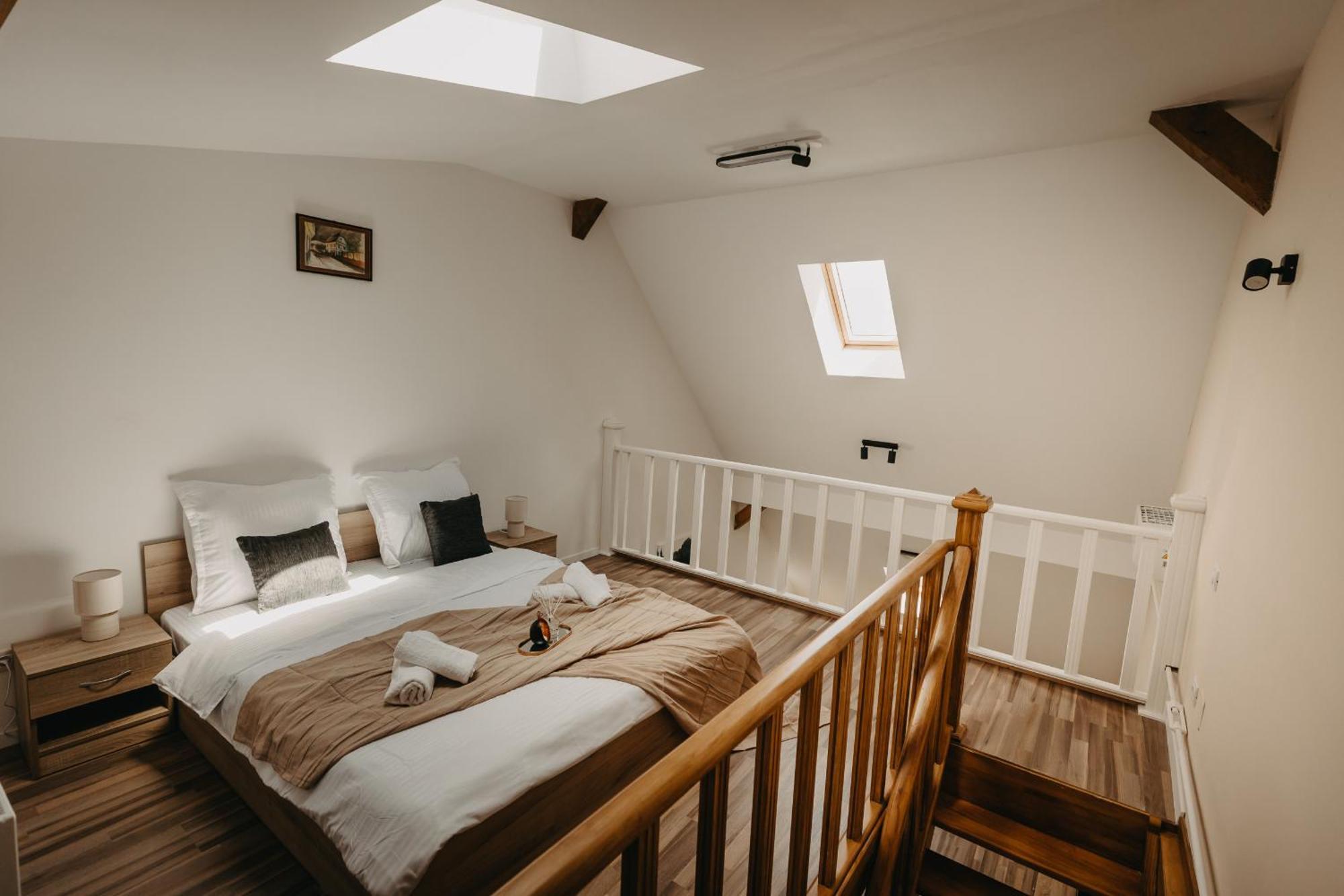 Holiday Apartments Central ทิมิชัวรา ภายนอก รูปภาพ