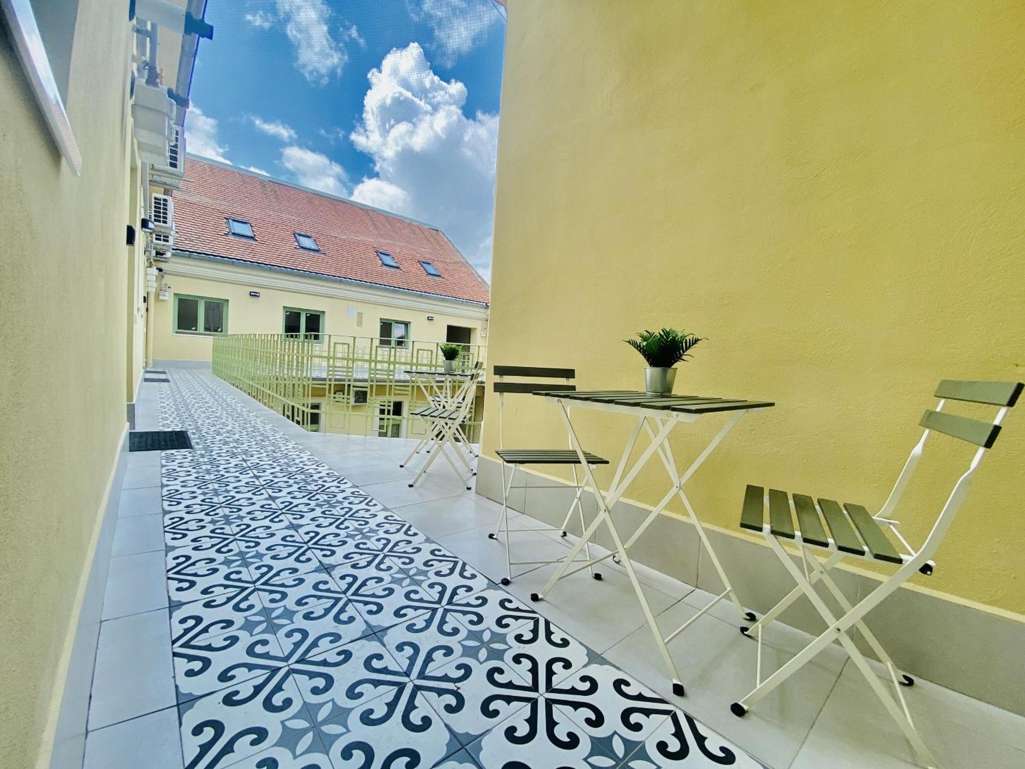 Holiday Apartments Central ทิมิชัวรา ภายนอก รูปภาพ