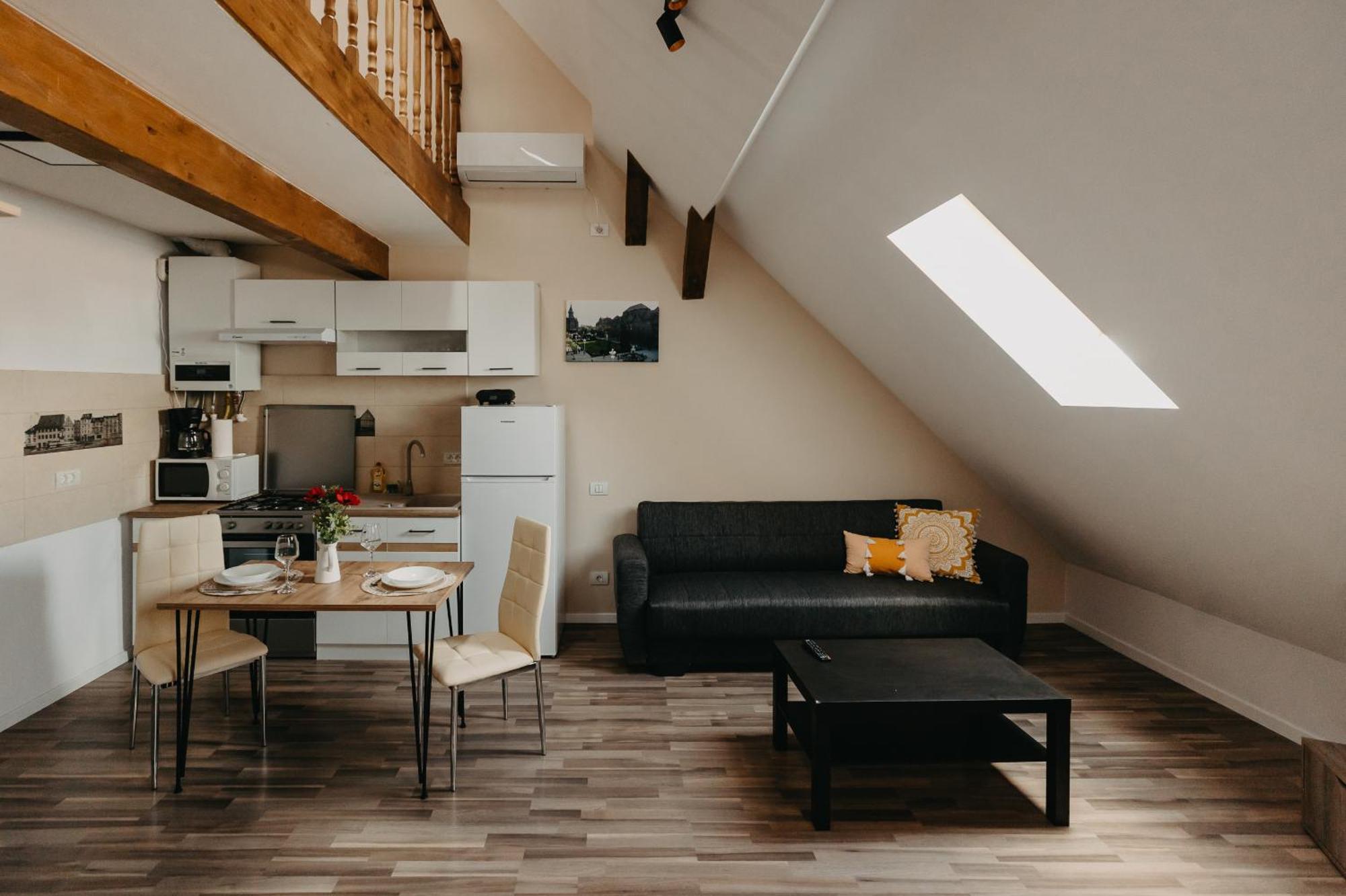 Holiday Apartments Central ทิมิชัวรา ภายนอก รูปภาพ
